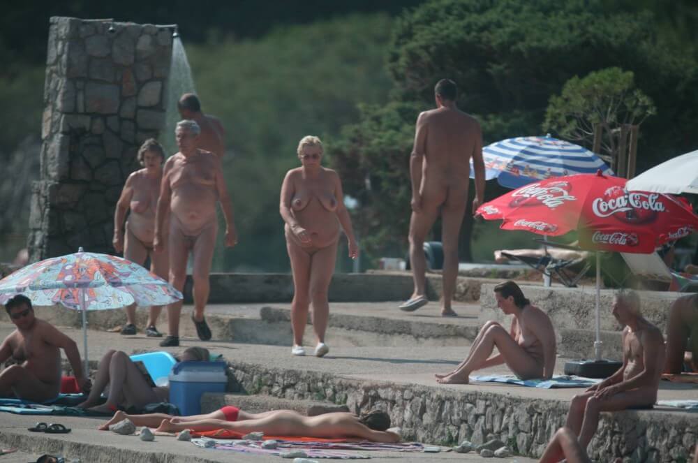 Cove Pyramid Shower Top pics - Naturism Is Not a Sect