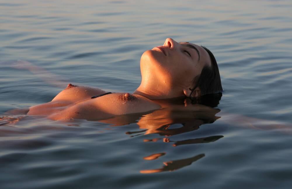 Sunlight Water to the Night pics - Ideological Supporters of the Movement