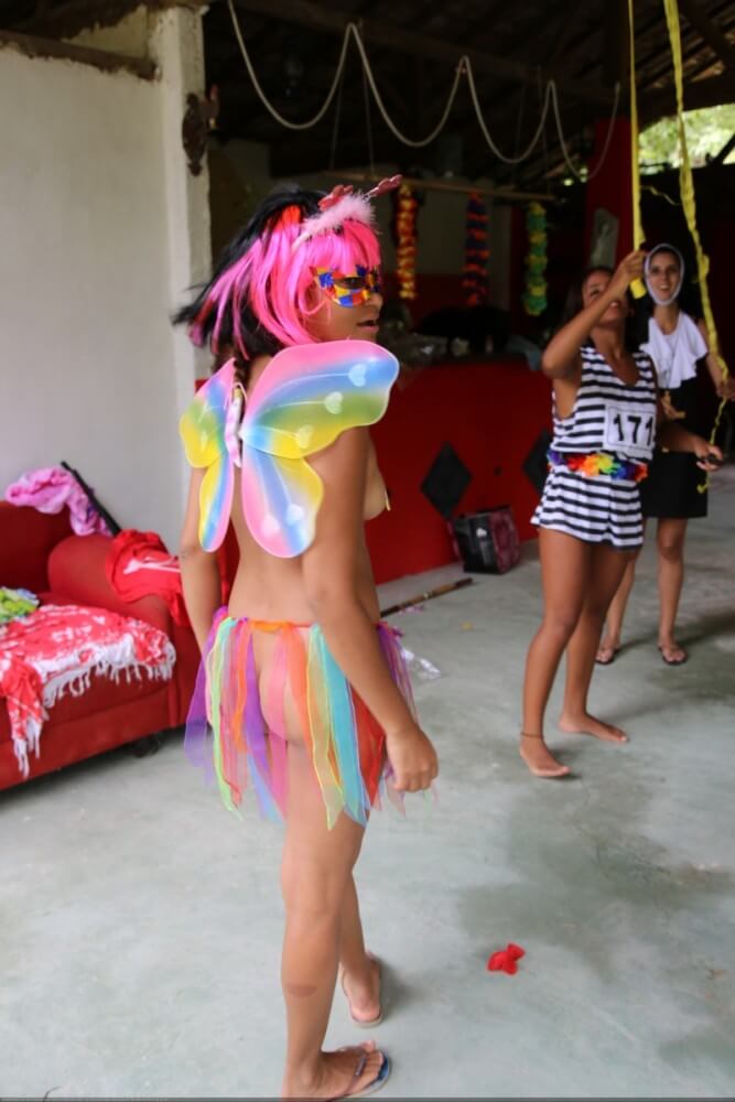 Tropical carnival photo gallery - Naturism and nudism as a philosophy of respect for oneself and the world around us