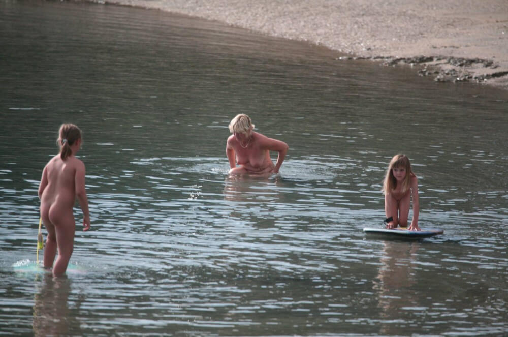 Naturism photo gallery # 14 - The concept of being without clothes
