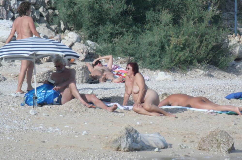 Croatian Baska Beach pics - Nudism promotes psychological and physical well-being