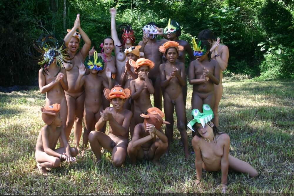 Brazilian Nudists hot gallery 2 - Being naked fosters trust