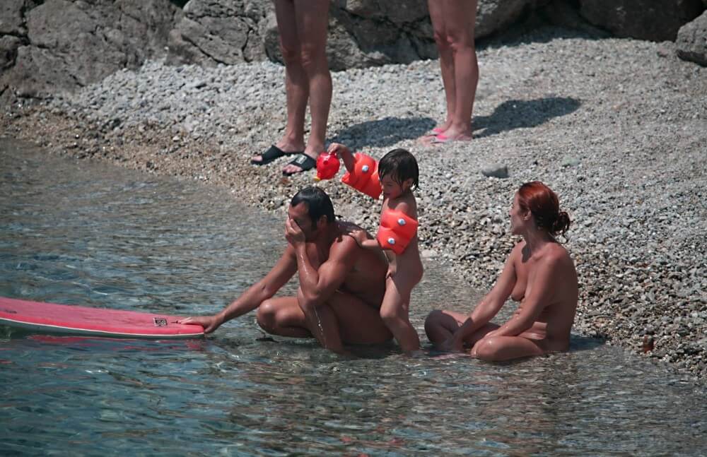 Beach Nudist Family Shore Camp pics - Unlimited freedom is the guiding principle of nudism and naturism