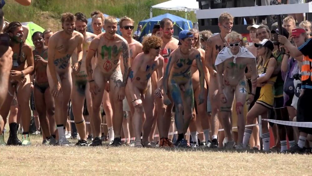 Roskilde Festival Full HD video - Harmony and balance are important in this nudist culture