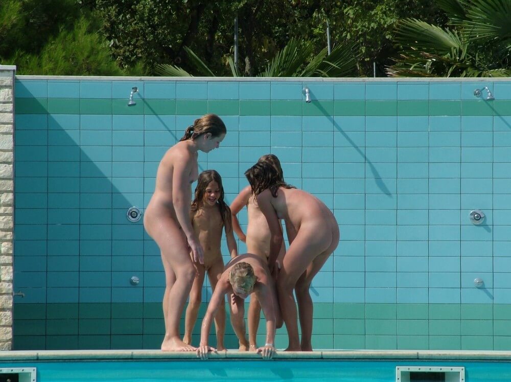 FKK Outdoor Children Pool pics - It is a philosophy based on trust and respect for the naked body and nature