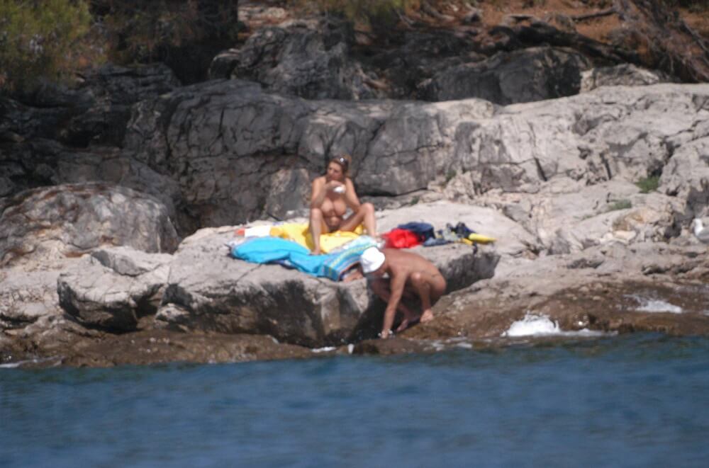 Croatian Rock-Front Coast pics - Radical nudism materials