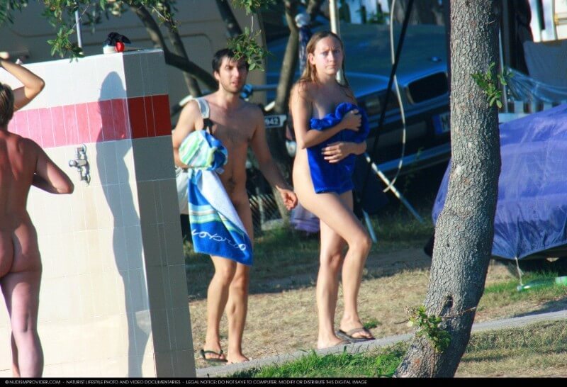 Naturism big photo gallery - Living in harmony with nature as the primary goal of the naturist lifestyle