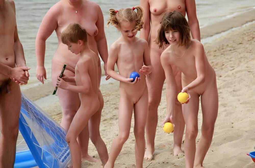 Lezero family games big gallery - People practice nudism to achieve harmony with nature