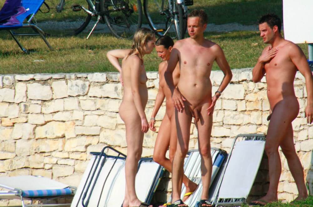 Ula FKK Couples Profile pics - It is a way to get closer to nature and its rhythms
