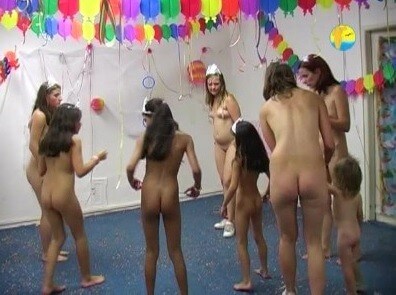 Naturist Freedom: Princess - Naturists respect each other and those around them