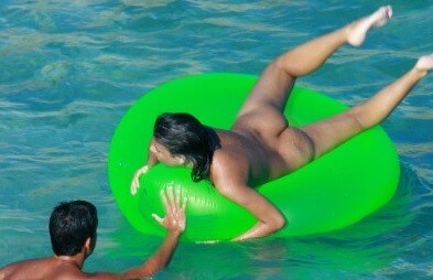 Hot Day Beach Walkers gallery - Its one thing to see nudists, but another to be a nudist yourself