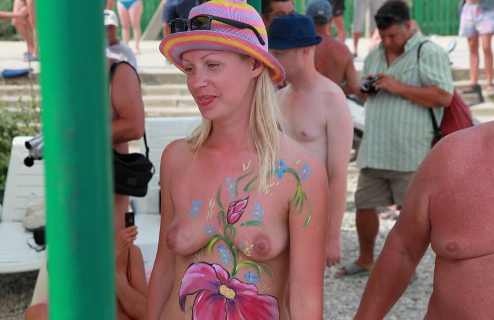 Neptune Grandpa Masters pics - Nudism helps you get rid of insecurities and clothes