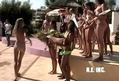 Jr. Miss Pageant 2001 FR - Naturalness and freedom go hand in hand with naturism