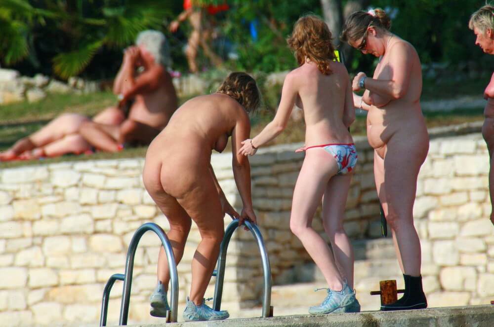 Ula FKK Exploration Family pics - Naturism encourages sincerity and honesty regarding the body