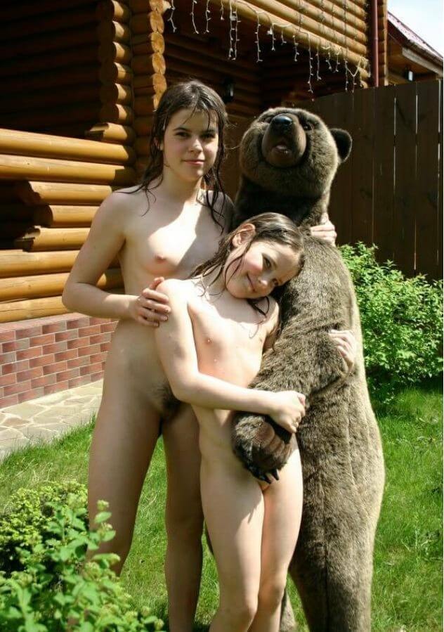 Naturism photo gallery # 57 - We have nothing against nudism per se