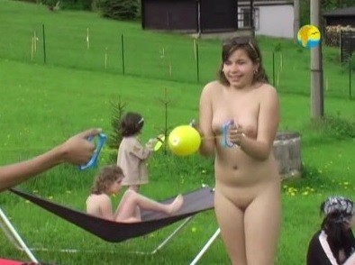 Naturist Freedom: Meadow - We began to practice nudism consciously