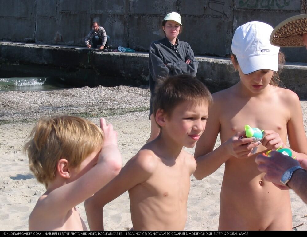 Premium Content # 28 - Core values of nudist clubs