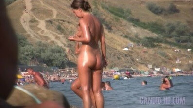 Candid HD Beach adventures Full HD - The pursuit of naturalness and freedom