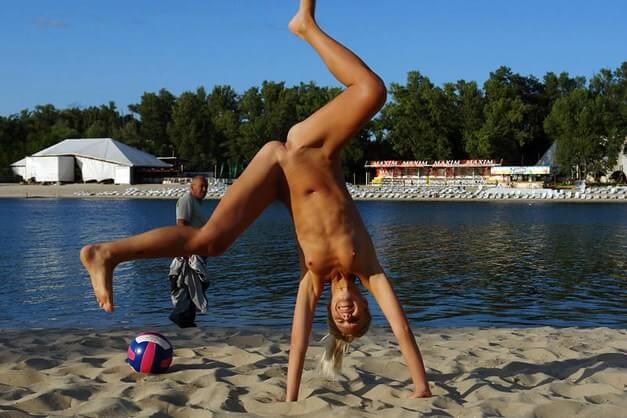 Enature presents - The Pursuit of Naturalness, Freedom, and Body Acceptance
