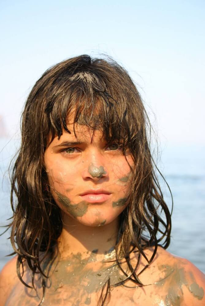 Courageous Naturist Girl pics - People practice nudism to achieve harmony with nature